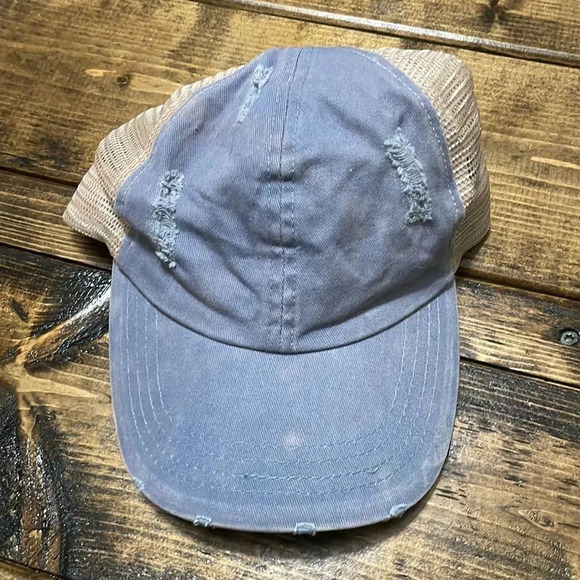 NWT David and Young Adjustable Women's Baseball Cap Blue Distressed - Picture 1 of 12